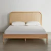 tempat tidur kayu sungkai rotan alami minimalis tampak depan, nyaman dan elegan